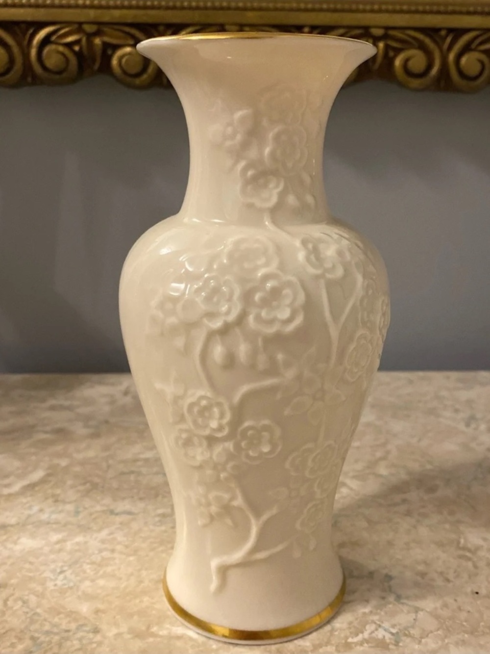 Vintage Lenox Ming Blossom Ivory Porcelain Vase with 24k Gold Trim